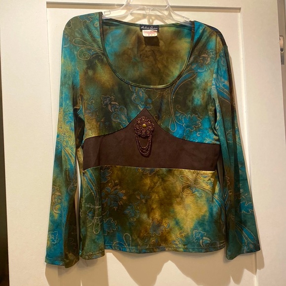Gorgeous ladies size M top by Andrea Quinn - Picture 1 of 5